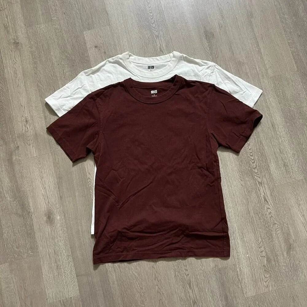 UNIQLO womens U-Tshirts, size S ( Set 2 items)